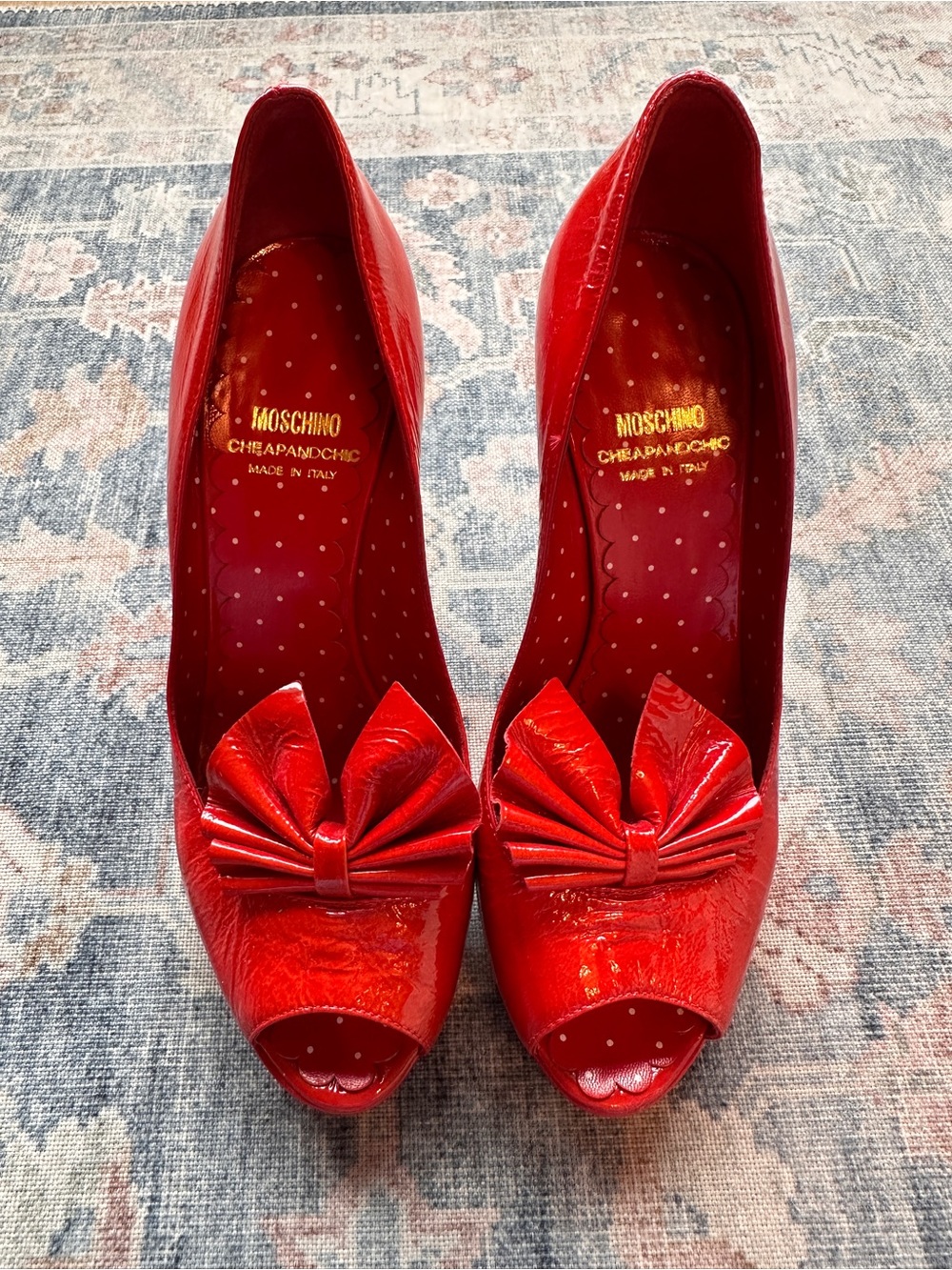 Moschino Cheap and Chic Red Patent Leather Bow Peep Toe Heels Italy Size 37 5”
